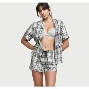 Victoria's Secret Flannel Blue Black Pajama Set Plaid Shorts Women's size Large